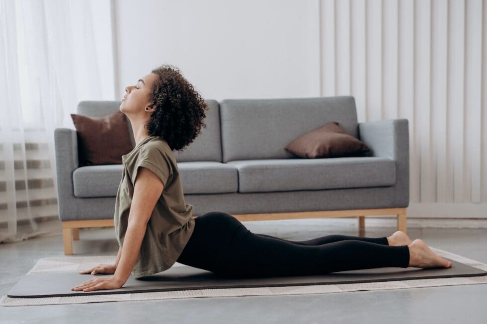 How to Stay Fit and Healthy While Staying Home and Social Distancing ...